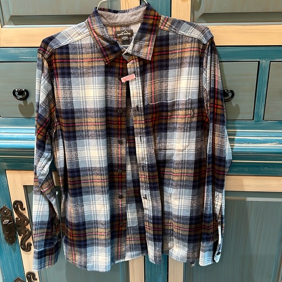 Eddie Bauer men’s flannel button up - Picture 1 of 1